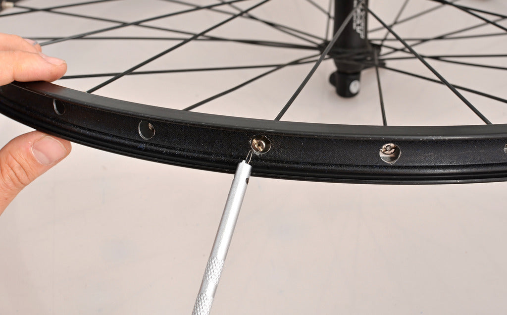 Unior Nipple Loading Tool