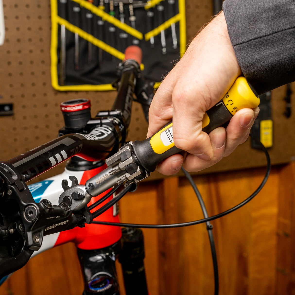 Pedro's Demi Torque Wrench II & Bit Set (3 - 15 Nm)